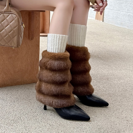7cm尖头细高跟中筒短靴女2025新款洋气时装靴貂毛加绒保暖雪地靴