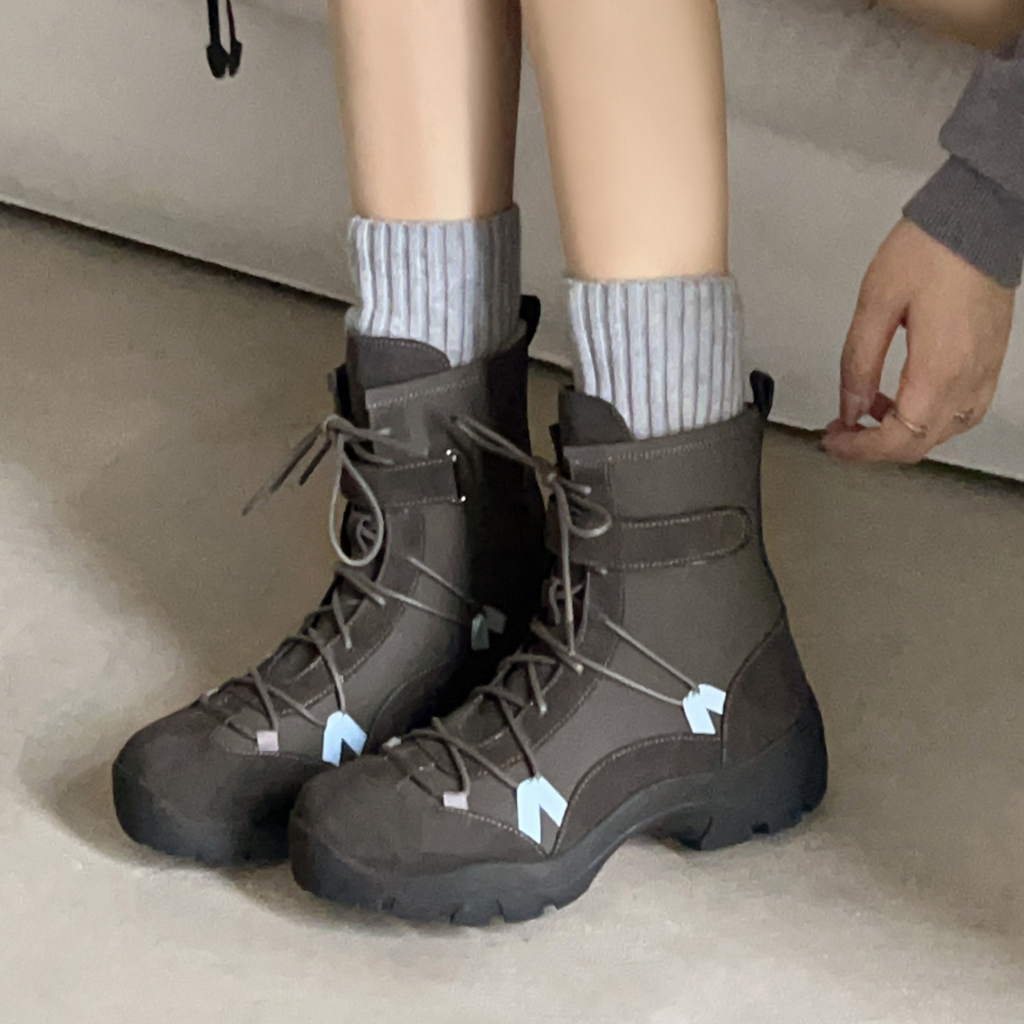 马丁靴真皮厚底运动时髦登山鞋子