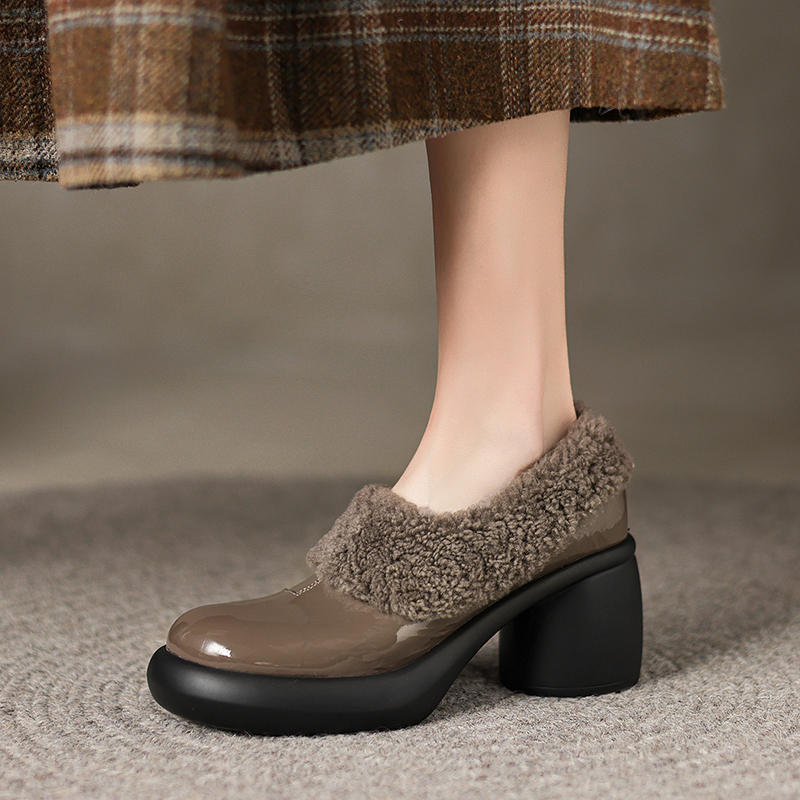 粗跟单鞋女冬新款加绒保暖毛毛鞋