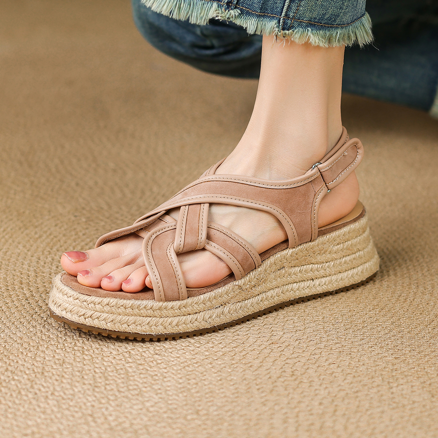 夏季新款坡跟露趾交叉带罗马女鞋