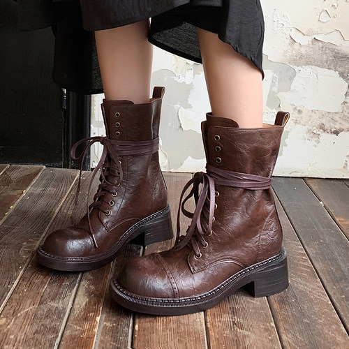 4.5cm真皮甜酷系带中跟马丁靴女