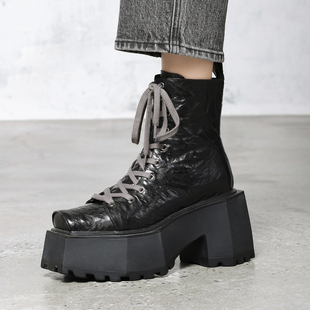 9cm增高厚底马丁靴女2025新款 系带真皮粗跟百搭超高跟机车短靴子