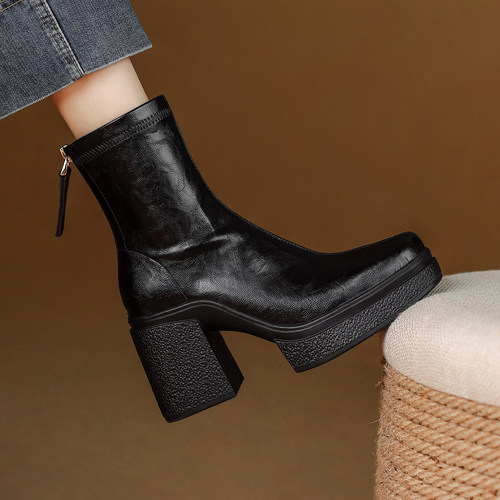 8cm小众高跟弹力瘦瘦靴女2025款