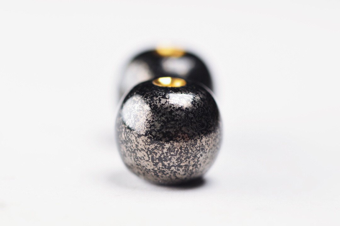 亦石出品·『星辰』系列·墨玉洒金老型珠10mm款
