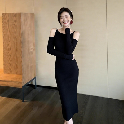 约会小心机露肩针织连衣裙女秋冬长款气质赫本风修身内搭打底裙子