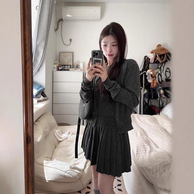 【现货】秋装新款高级穿搭一整套格雷系套装针织miu系百褶裙套装