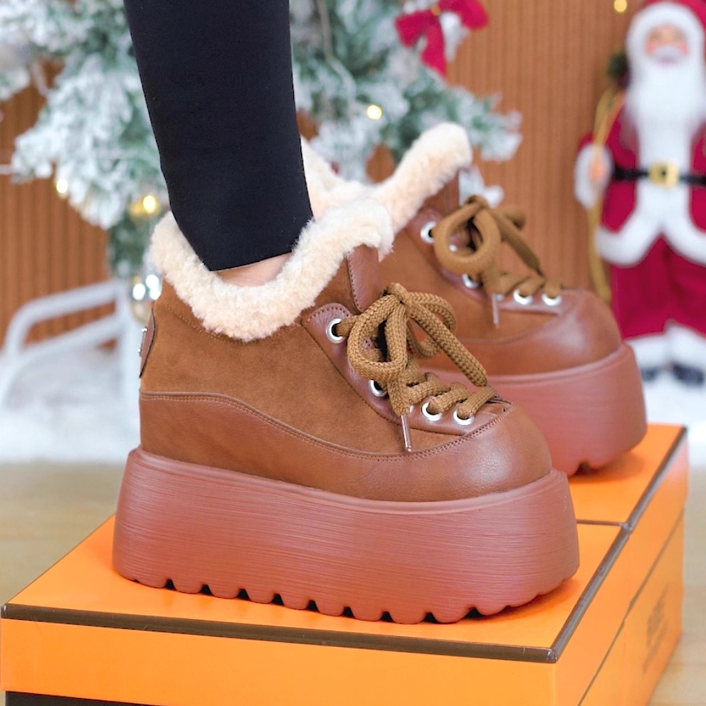 2025冬季加绒保暖百搭厚底休闲棉鞋小个子增高9cm松糕勃肯鞋女潮