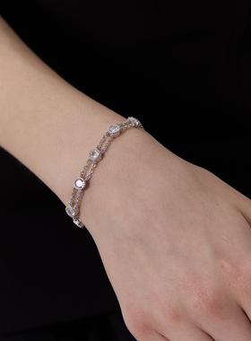 极光以南纯银白色手链精致感饰品