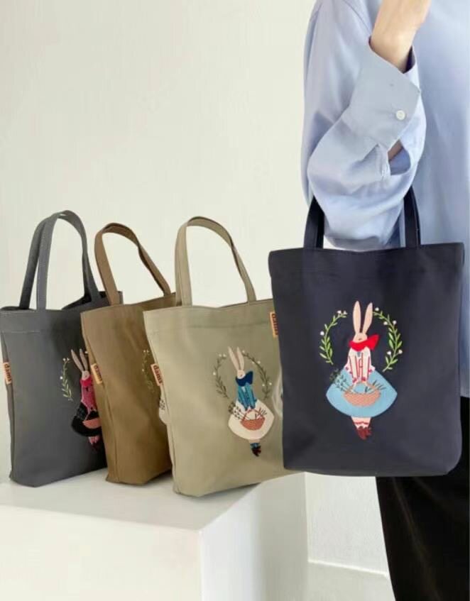 包邮韩国东大门代购生活防水兔兔小手提袋收纳袋18*25*7cm