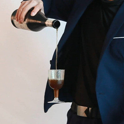 刘谦春晚魔壶 魔瓶 多功能三色酒瓶 悬杯倒酒 舞台道具魔术道具