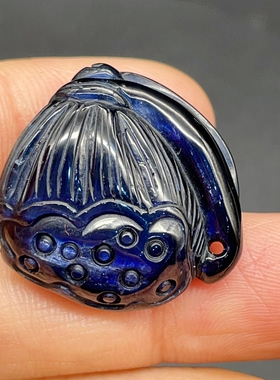 52.75ct山东蓝宝石苏工雕刻件22*23.1mm莲蓬蝙蝠多子多福挂坠有证