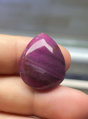 天然无烧无注胶无填充红宝石水滴形裸石戒面颜色浓郁晶体结构细腻