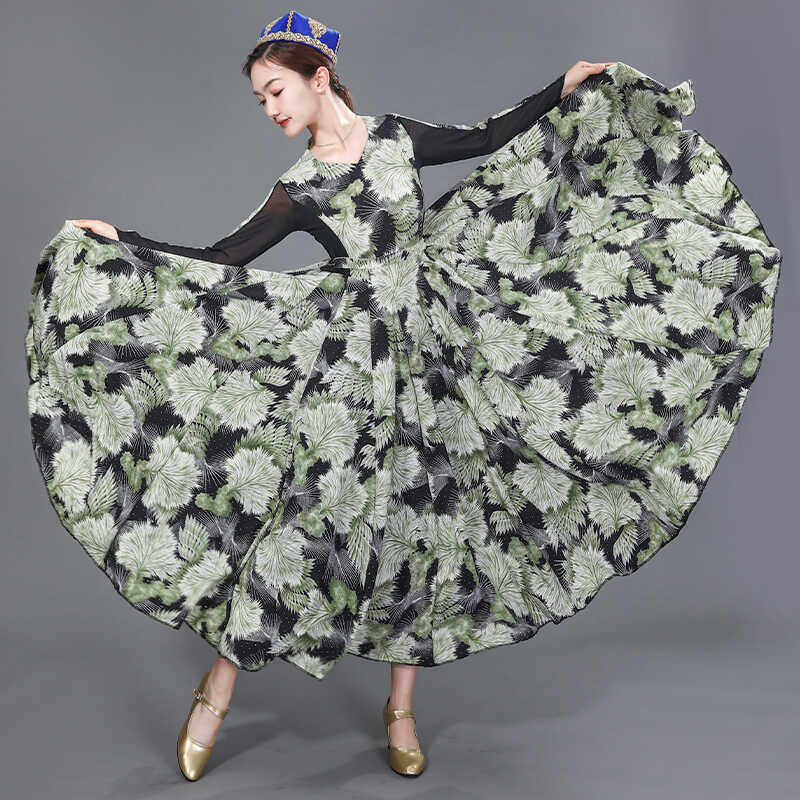新款高档大摆720度连衣裙