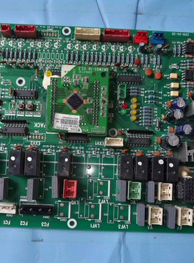 适用格力四代多联机空调电脑板 WZCB31主板GRZW6E 30220054