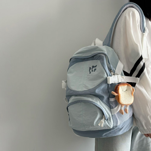 防泼水轻便双肩包女旅行登山包女