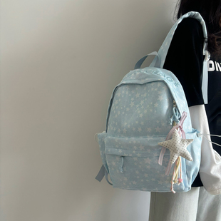 浅蓝色星星双肩包女ins高颜值少女书包大小款包学生轻便旅游背包