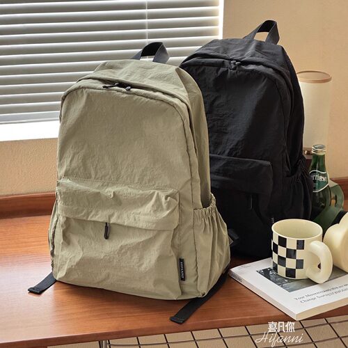 原创自制日系简约通勤户外双肩背包日常百搭休闲学生大容量书包女