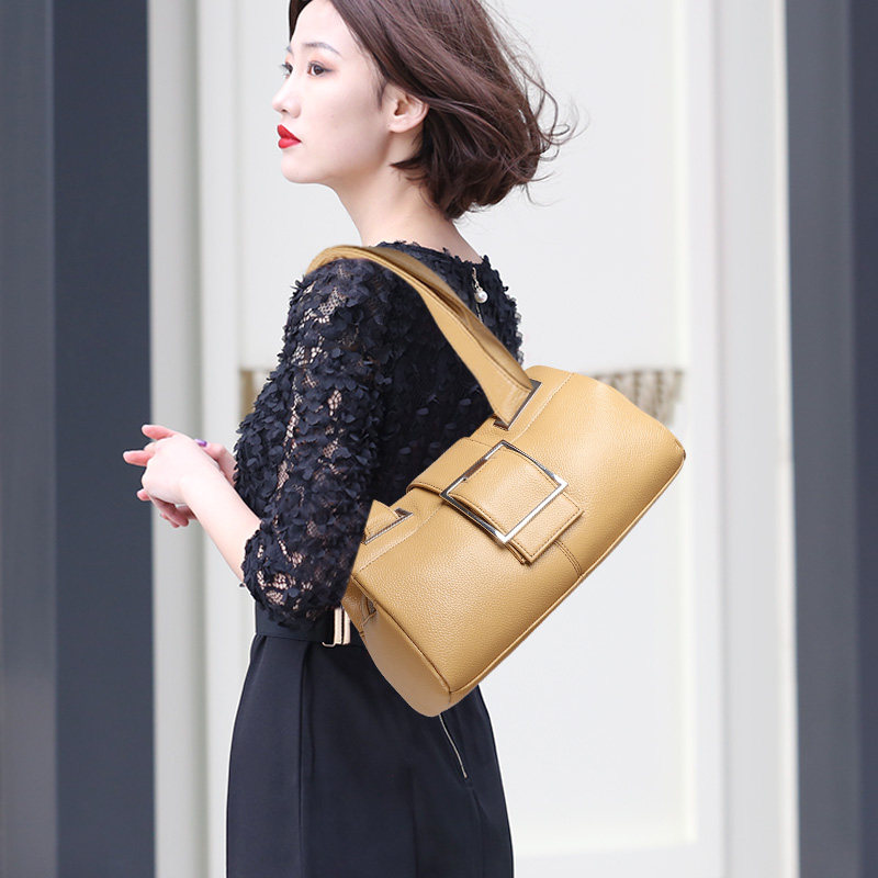 头层牛皮波士顿枕头包真皮女包大容量手提包包女士中年单肩妈妈包