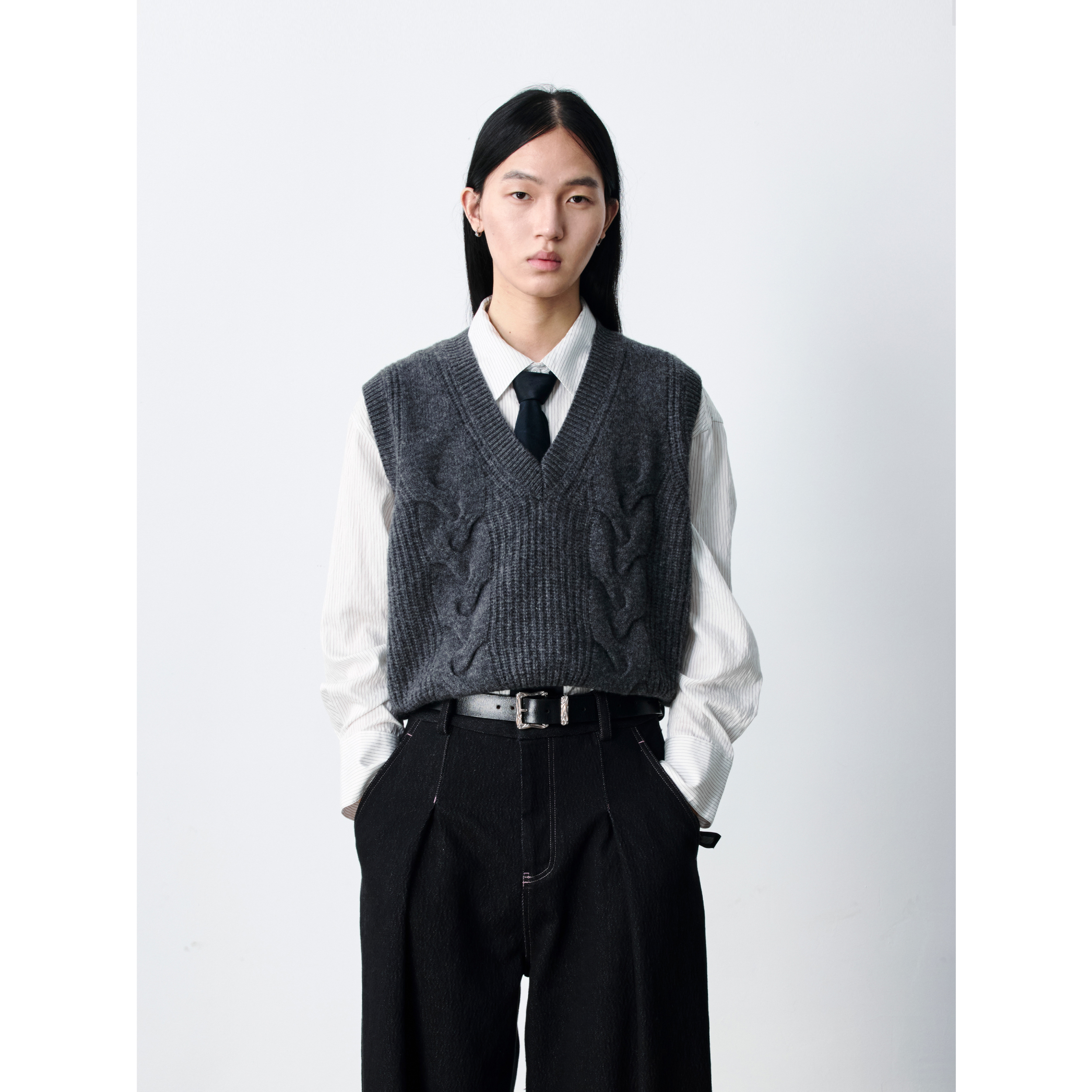 GRAINMUSTARD 「Cable-Knit Vest」 粗针羊毛绞花背心