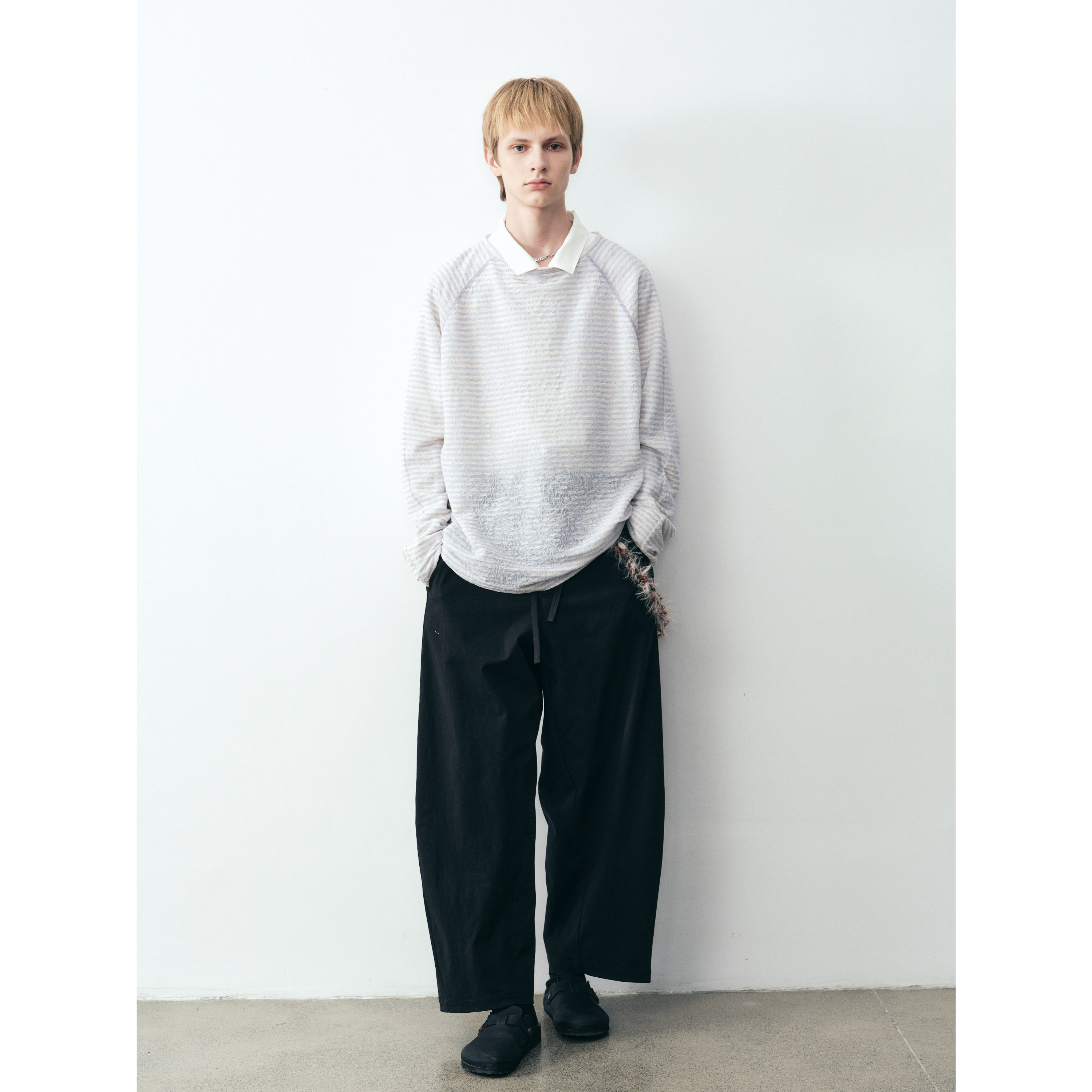 GRAINMUSTARD 「Lace Stripe T-shirt」 蕾丝圆领透感条纹长袖T恤 - 实物图