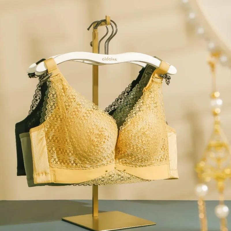 爱戴软钢圈加厚聚拢小胸性感内衣