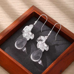 胡曼黎同款冷淡风破碎感耳环长款冰透水滴耳钉女冷淡玫瑰花朵耳饰