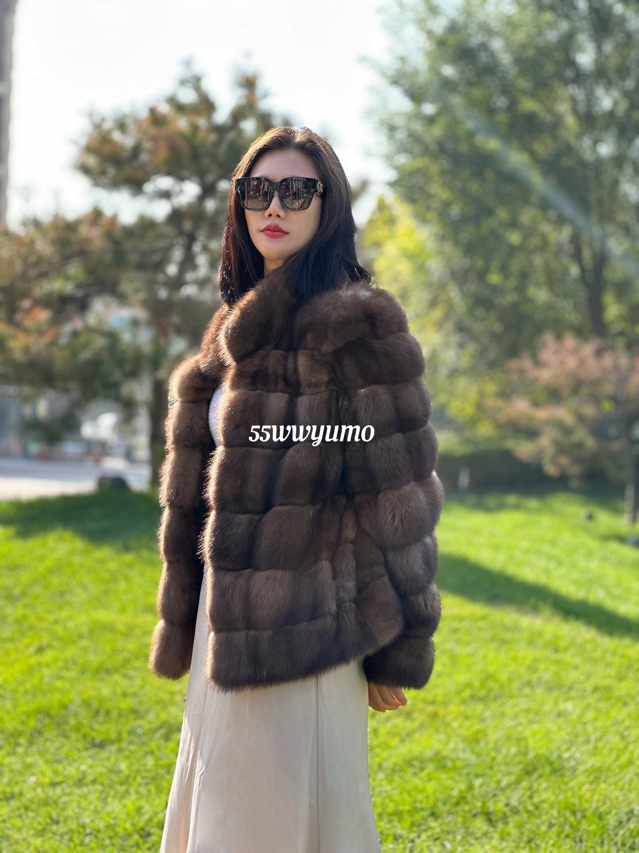 WWYUMO俄罗斯进口满天星短款立领奢华小紫外套女款秋冬貂皮大衣