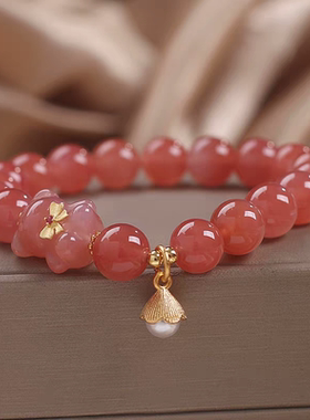 天然盐源玛瑙小熊手链小众设计甜美可爱手链送闺蜜女友礼物