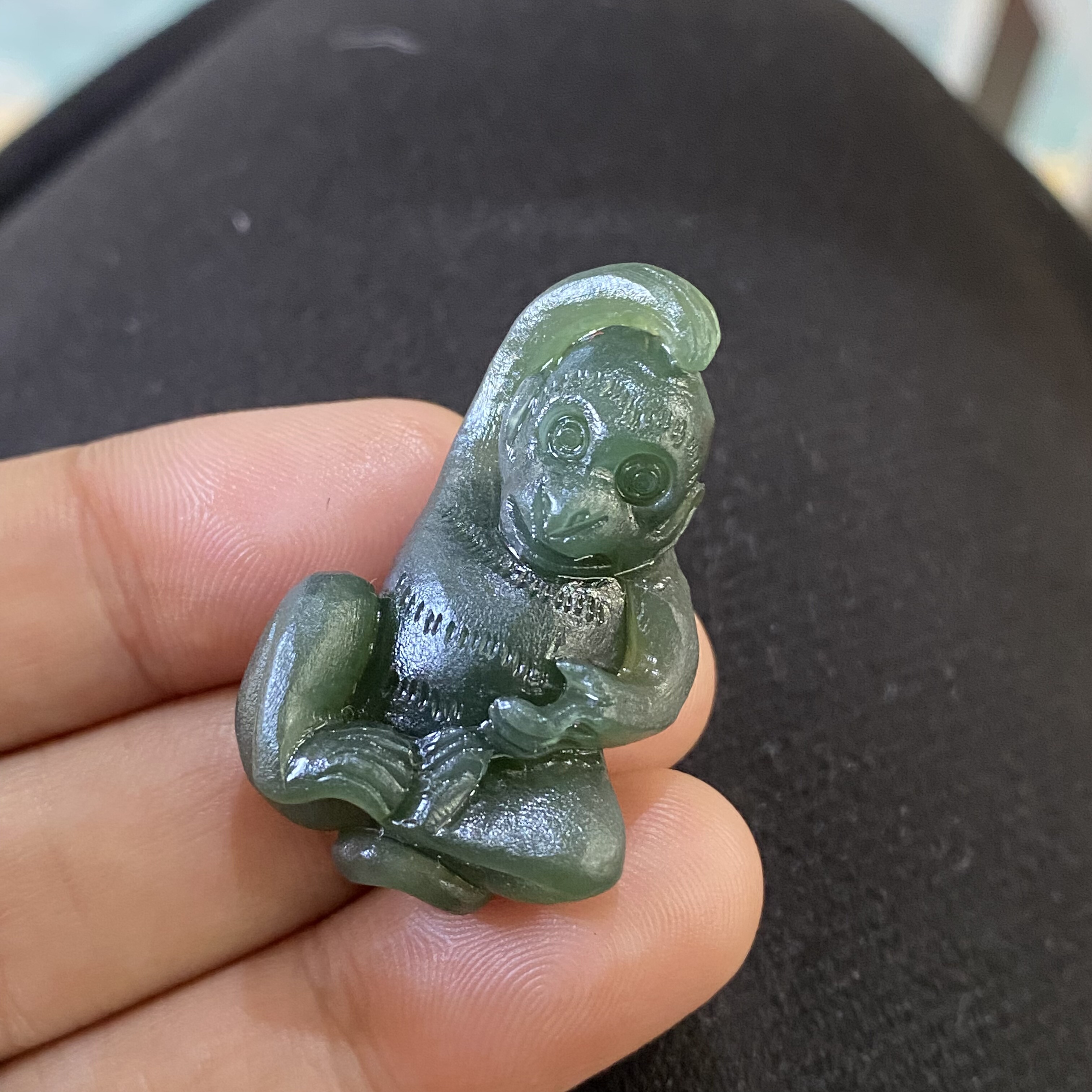 和田玉玉吊坠萌哒哒十二生肖猴子吊坠包抛光男女款玉挂件