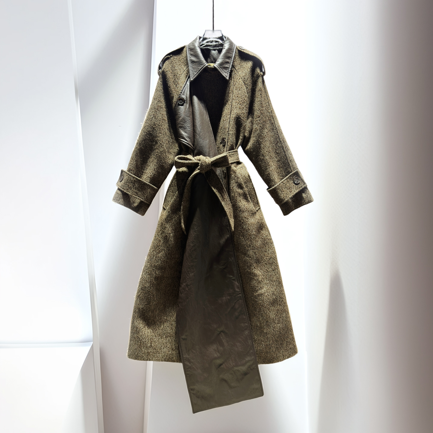 新款英伦风保暖穿搭大翻领腰带大码风衣加厚夹棉大衣毛呢外套女