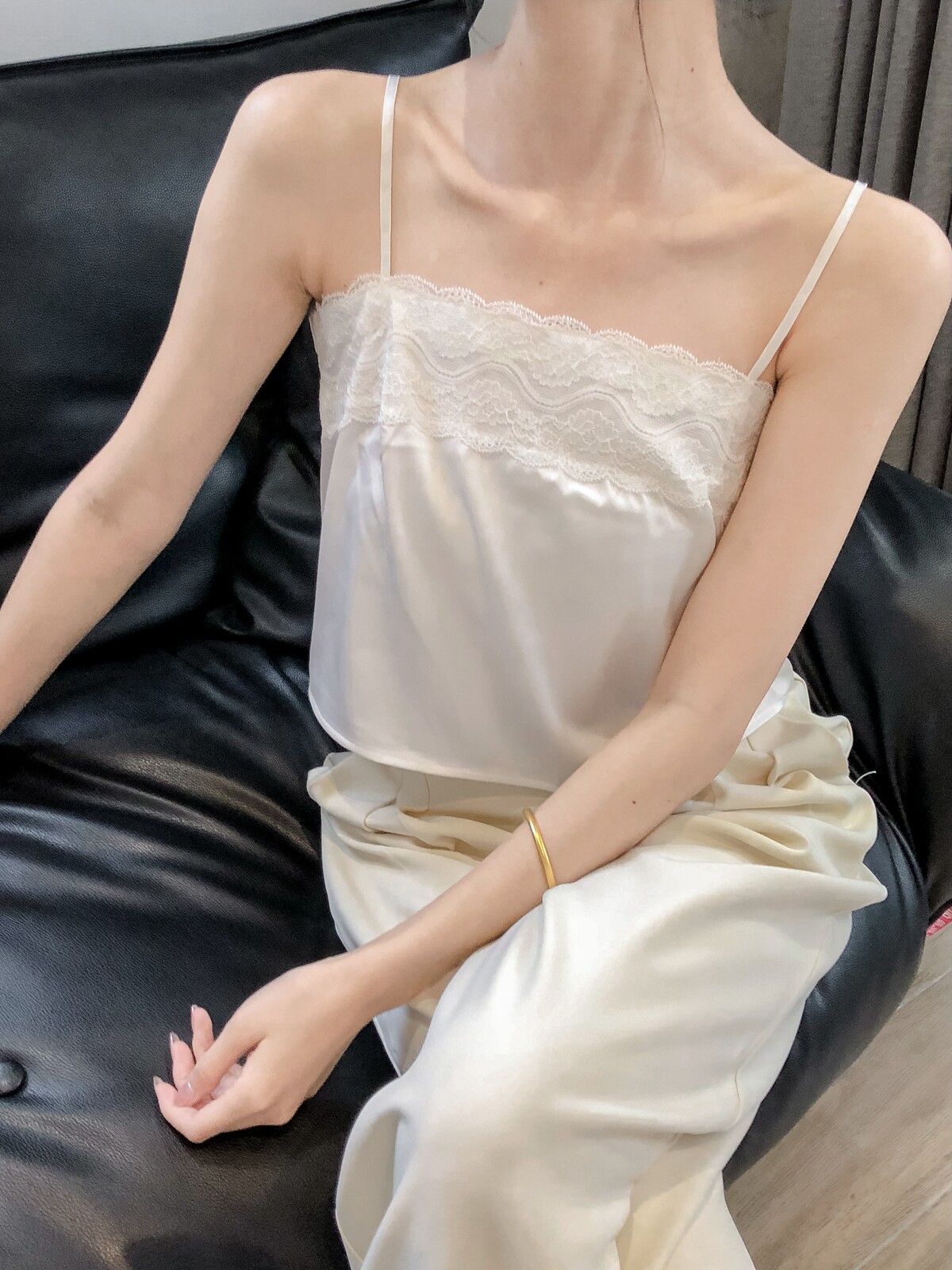 春夏秋女百搭一字方领蕾丝缎面吊带背心衬衫防透无袖打底内搭小衫