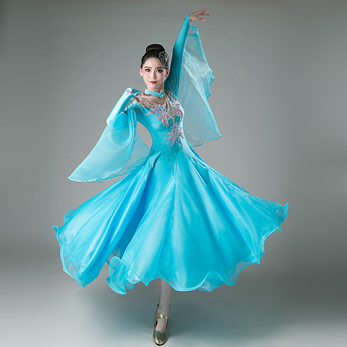 新款摩登舞微美飘舞款式时尚