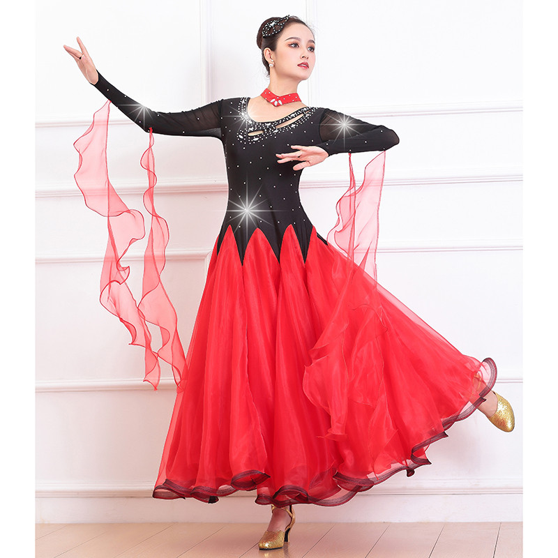 新款团体比赛大摆裙华尔兹摩登舞