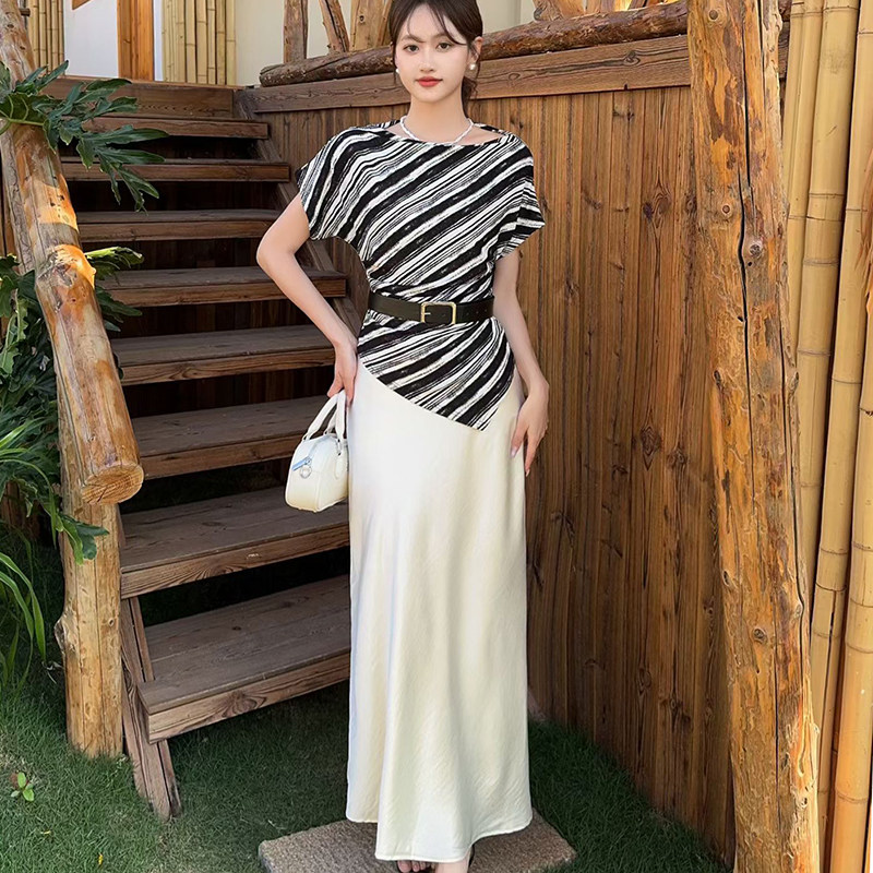 OL女神气质条纹蝙蝠小衫上衣高级直筒长裙夏季显瘦半身裙子套装潮