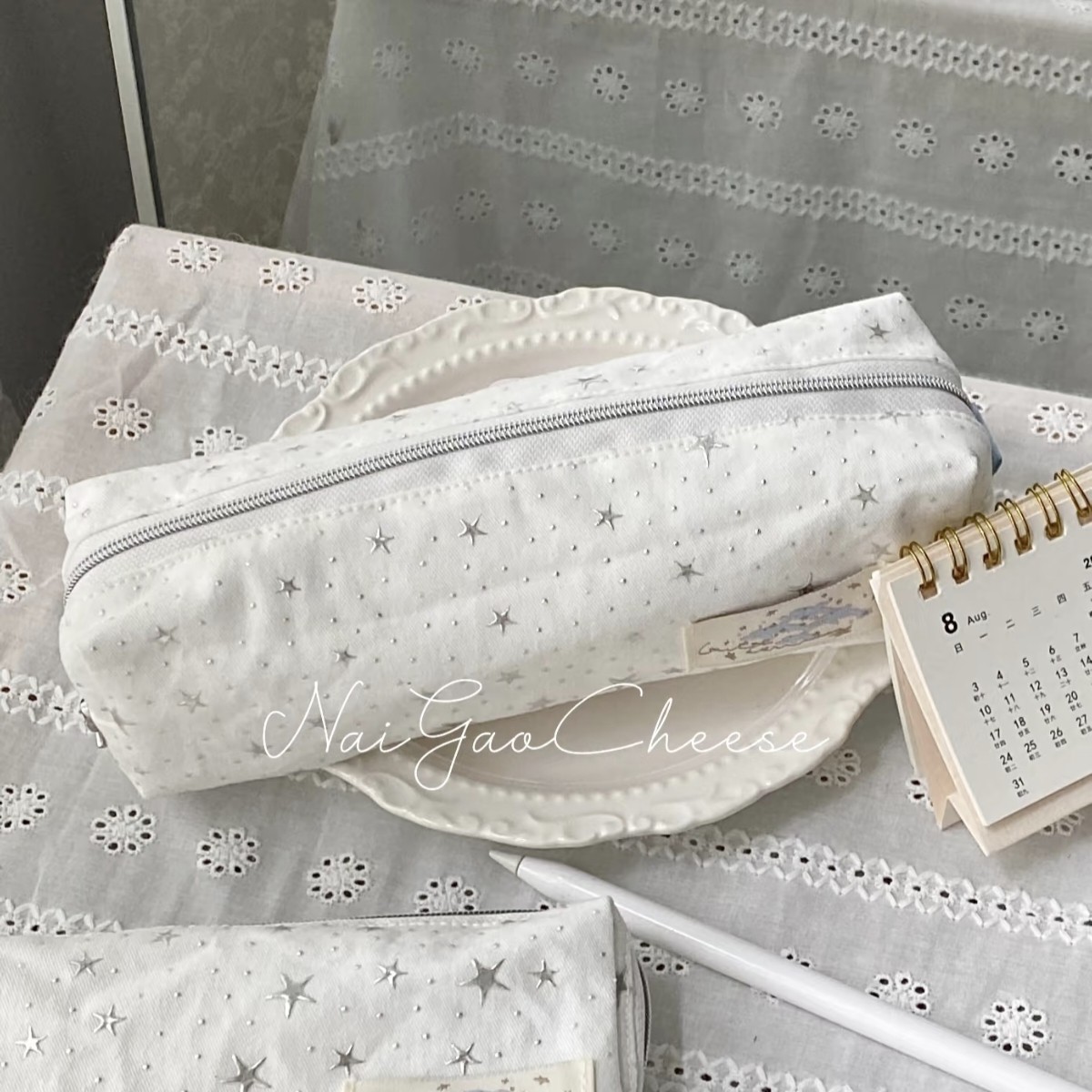 白色星星波点笔袋高颜值学生新款大容量手提便携文具收纳袋铅笔盒