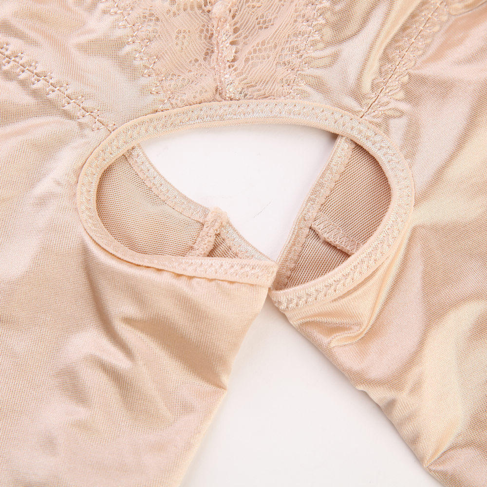 Sous-vêtement minceur luxueux en nylon - Ref 686528 Image 4