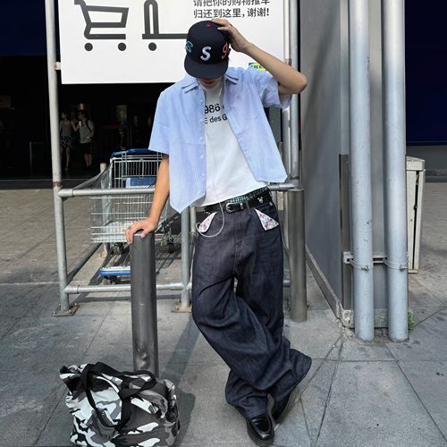 Augustrain直筒碎花牛仔裤