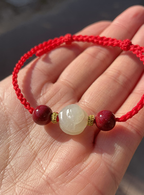 和田玉十二生肖本命年守护神手绳红绳配珠
