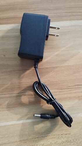 激光红外线水平仪充电器投线仪贴墙锂电池通用4.2v 5v2a圆孔充电