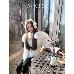 外套 显瘦收腰大毛领连帽羽绒服90鹅绒修身 AZZHEN 盈盈雪山