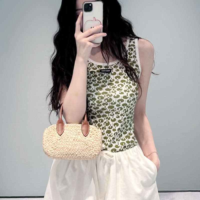 夏季绿色几何印花修身女吊带背心