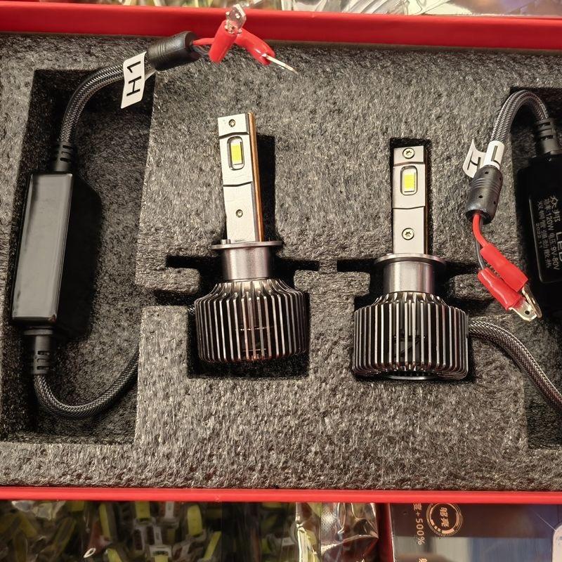 汽车LED大灯灯泡芯改装超亮H11远近光90129005白光12v24vH7H4H1H3