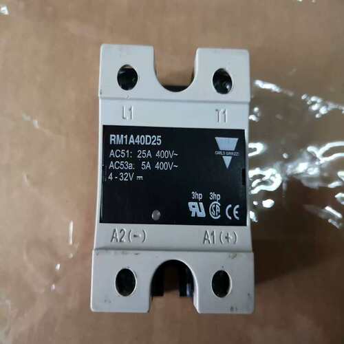 议价RM1A40D25 固态继电器 工业工控自动化控制元器件