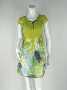 印花亮片亚克力镶钻假两件连衣裙12S276G BEI萱专柜正品 79元 清