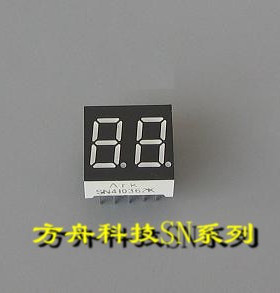 0.8英寸 2位共阴/共阳 动态高亮红色 数码管 HS220801K HS220801K