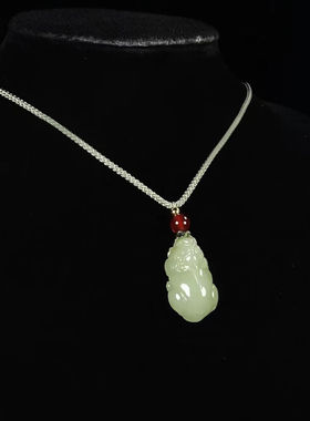 青白玉小貔貅吊坠男女情侣项链