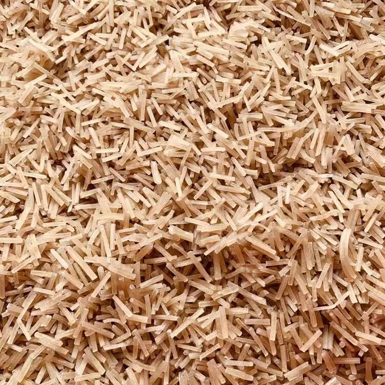 红薯粉条碎的山东红薯粉条图片