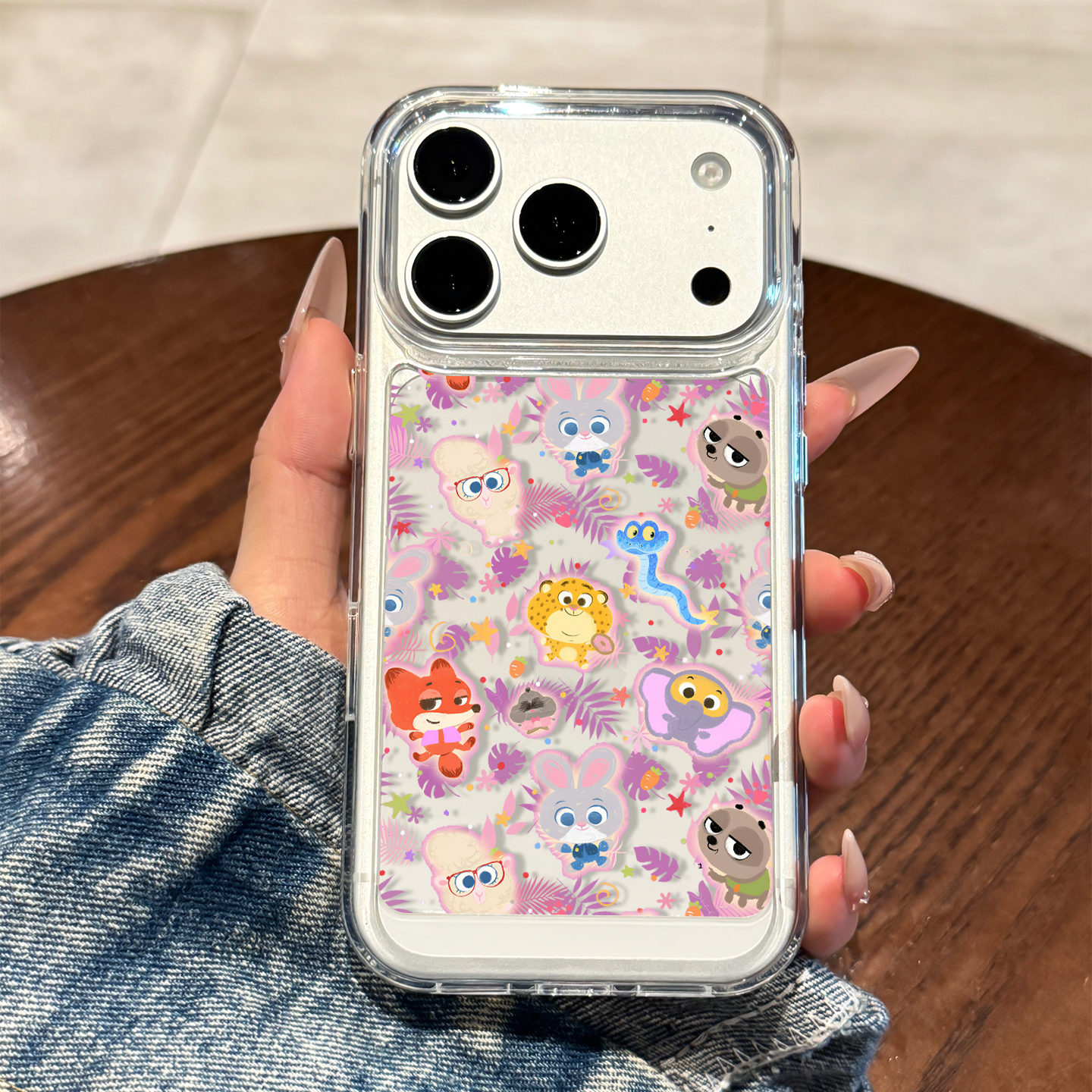 适用苹果17promax朱迪尼克手机壳