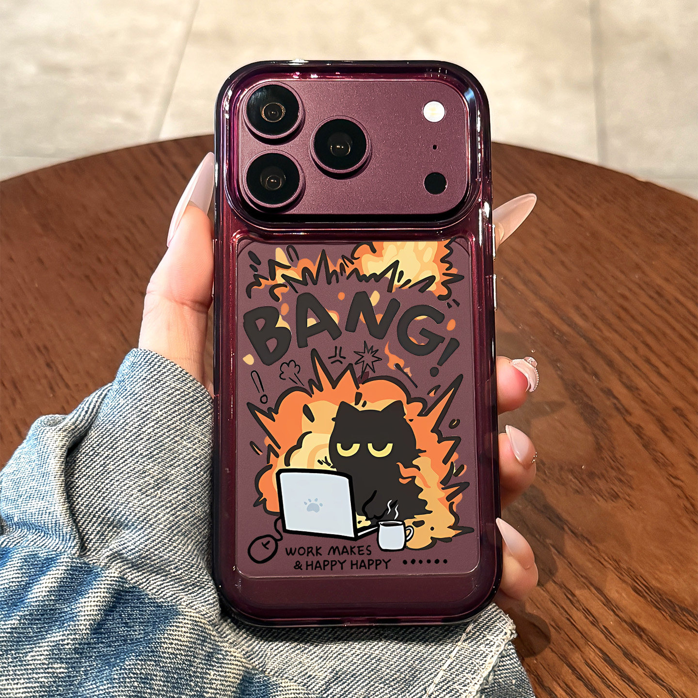 适用于苹果18pro手机壳新款iPhone18promax全包防摔可爱猫猫17pro个性16卡通小众15硅胶男女14外壳勃艮第酒红