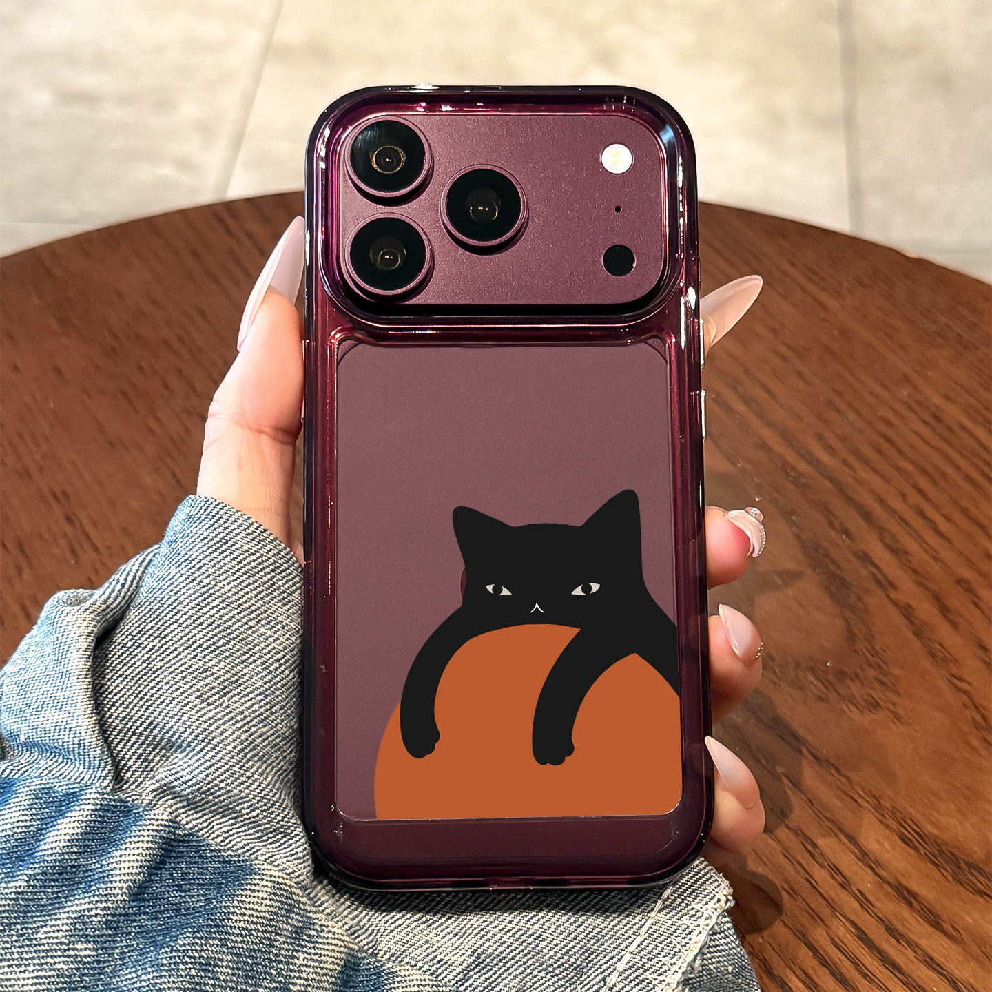 适用于苹果18promax手机壳新款勃艮第酒红iPhone18创意艺术猫猫17promax个性硅胶高级感16pro全包防摔男女pro